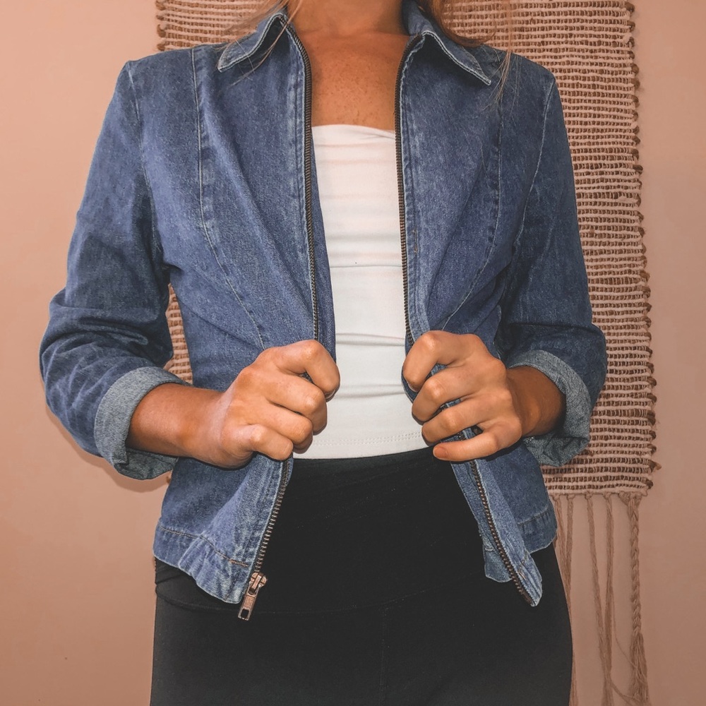 Vintage zip up jean jacket